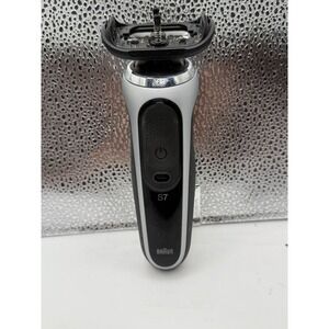 Braun Series 7 Electric Shaver 7075cc Silver Black 360 Flex Technology works